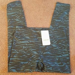 Fabletics tiger print